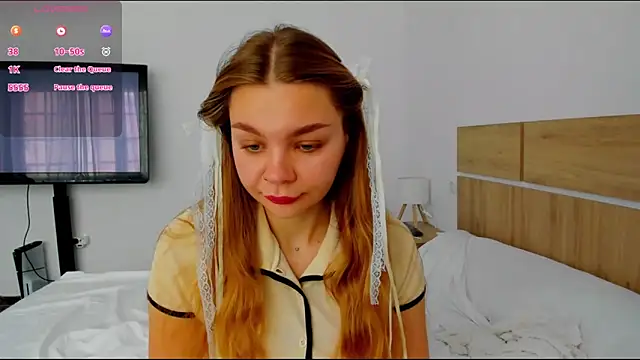 Molly sweetie online show from February 2026 07:08:01 AM