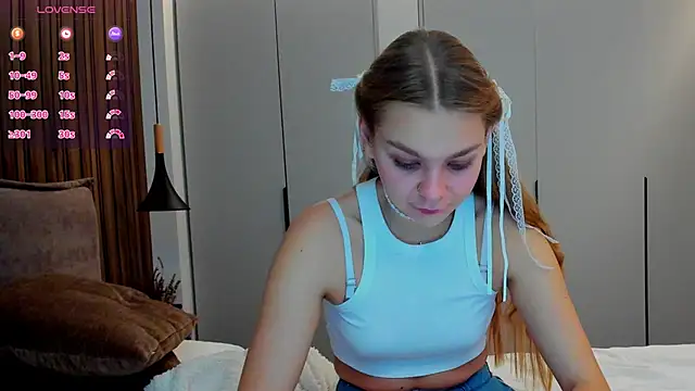 Molly sweetie online show from November 2025 07:12:01 AM