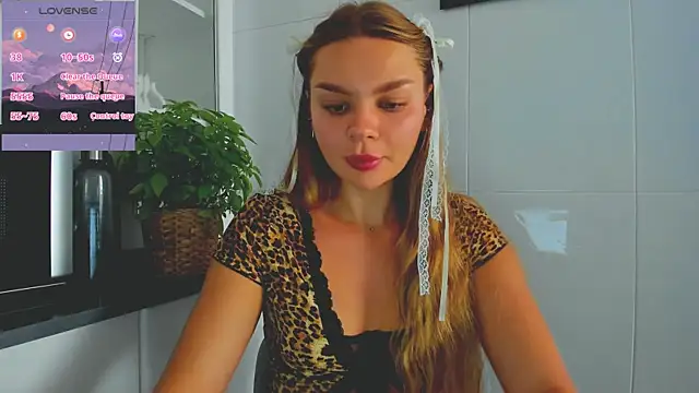 Molly sweetie online show from July 2026 06:36:01 AM
