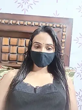 Snapshot of Yours-Bebo chatting on June 2026 06:03:02 AM Yours-Bebo online show from June 2026 06:03:02 AM