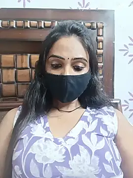 Snapshot of Yours-Bebo chatting on July 2026 06:21:01 PM Yours-Bebo online show from July 2026 06:21:01 PM