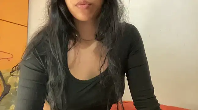 Dulce latingirl online show from February 2025 08:58:02 PM