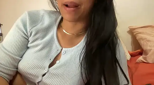 Dulce latingirl online show from February 2025 05:20:02 PM