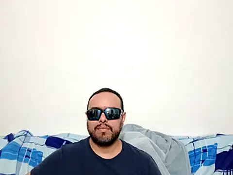 ElSunEagle online show from April 2026 02:13:02 AM