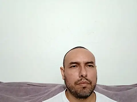 ElSunEagle online show from November 2025 04:38:01 AM