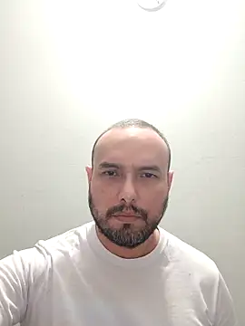 ElSunEagle online show from November 2025 03:39:02 AM