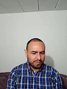 ElSunEagle online show from November 2025 04:49:02 AM