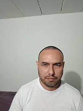 ElSunEagle online show from November 2025 04:16:01 AM