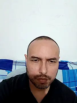 ElSunEagle online show from February 2026 01:27:01 AM