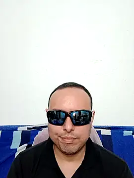 ElSunEagle online show from March 2026 01:54:01 AM