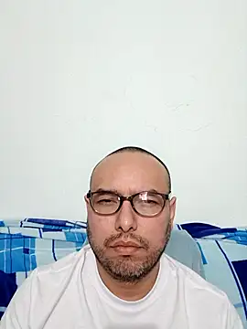 ElSunEagle online show from February 2026 04:43:02 AM