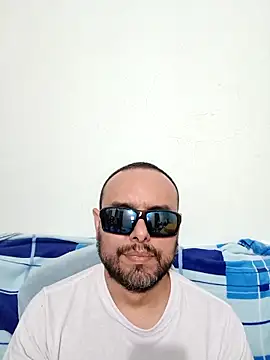 ElSunEagle online show from June 2026 02:39:01 AM
