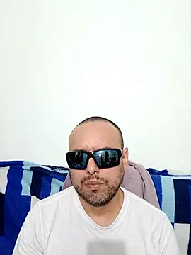 ElSunEagle online show from May 2026 02:41:01 AM