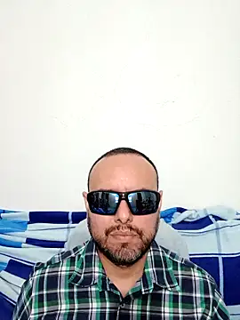ElSunEagle online show from May 2026 02:28:02 AM