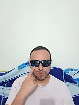 ElSunEagle online show from June 2026 02:28:01 AM