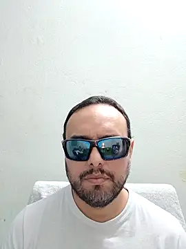 ElSunEagle online show from May 2026 02:39:02 AM