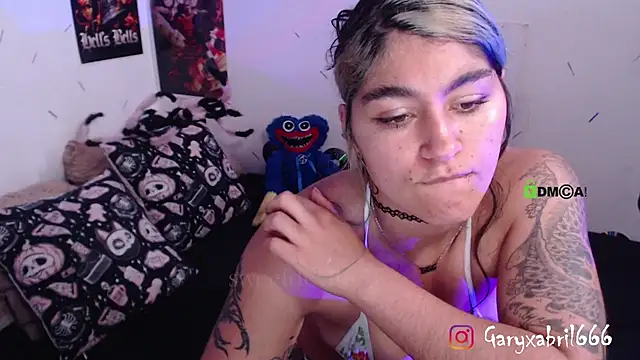 abril666 online show from February 2025 06:10:02 PM