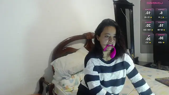 MagicStephany  online show from February 2025 01:41:01 PM
