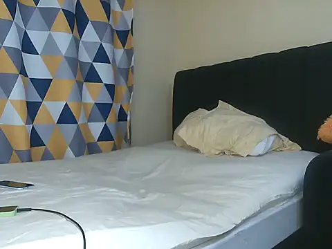 Snapshot of Mila_Melanie chatting on October 2025 03:01:01 PM Mila Melanie online show from October 2025 03:01:01 PM