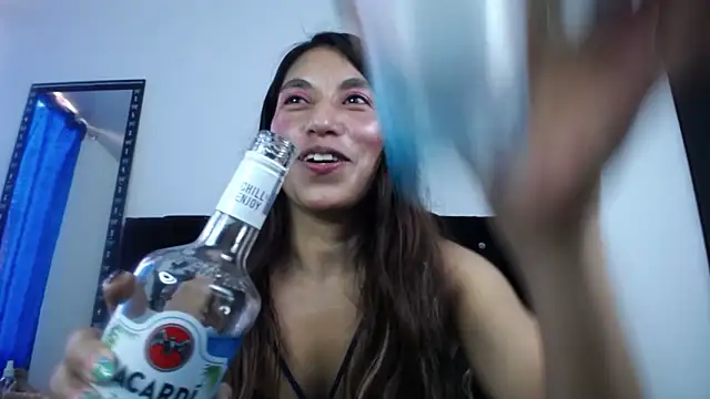 sweet skylove  online show from March 2026 07:41:02 PM