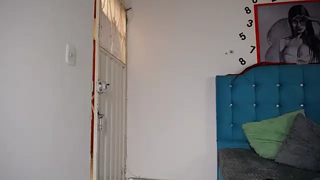 sweet skylove  online show from December 2025 02:52:01 PM