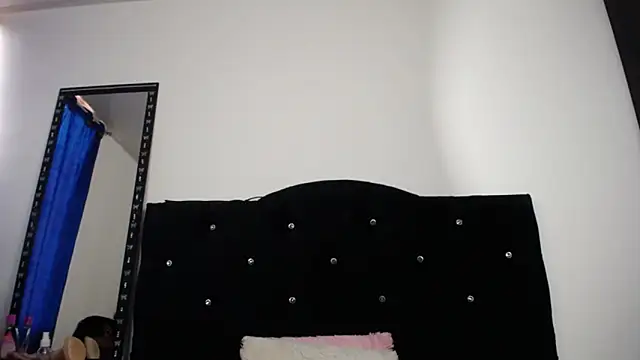 sweet skylove  online show from February 2026 09:50:02 PM