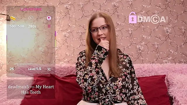 steffania- online show from October 2025 12:18:01 PM