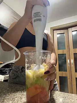 Snapshot of GiselOrtiz chatting on November 2025 10:25:02 AM GiselOrtiz online show from November 2025 10:25:02 AM