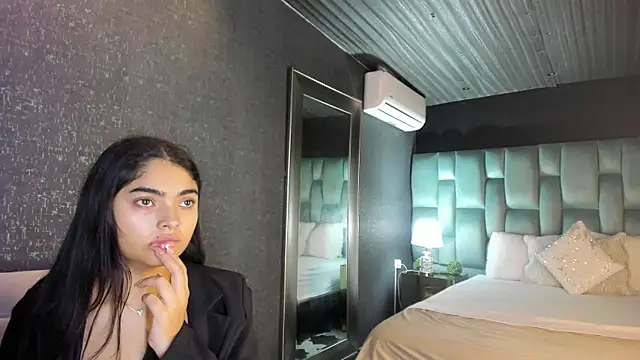 GiselOrtiz online show from June 2026 12:38:02 PM