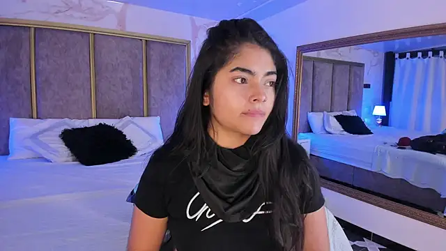 Snapshot of GiselOrtiz chatting on December 2025 10:30:01 AM GiselOrtiz online show from December 2025 10:30:01 AM