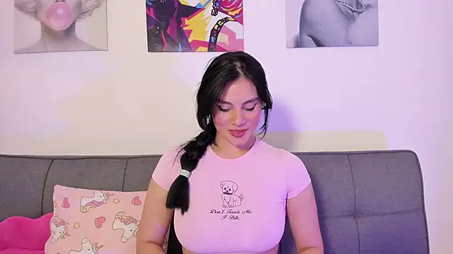 Maylin Garcia online show from May 2026 01:37:01 AM