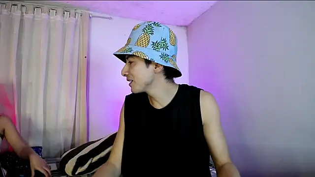 Pinkandyellowpokemon online show from December 2025 04:23:01 AM