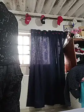 Danielitohot23cm online show from November 2025 08:53:02 PM