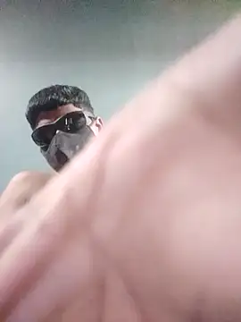 Simon1422 online show from April 2026 07:04:01 AM