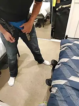 khriztiam  online show from February 2026 07:19:01 AM