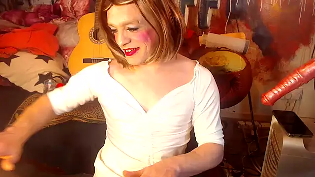 amandabarefoot online show from November 2025 06:06:01 AM