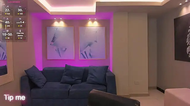 CorinneRusso online show from April 2026 12:23:01 PM