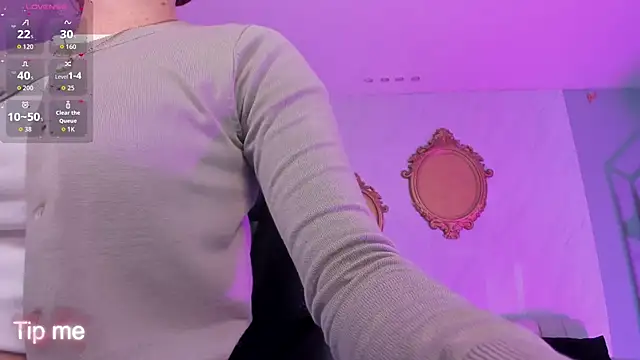 CorinneRusso online show from March 2026 12:39:02 PM