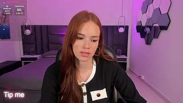 CorinneRusso online show from February 2026 07:11:01 PM