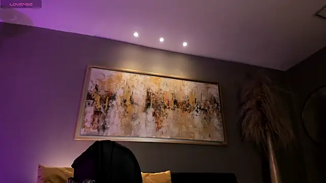 CorinneRusso online show from July 2026 01:03:02 PM