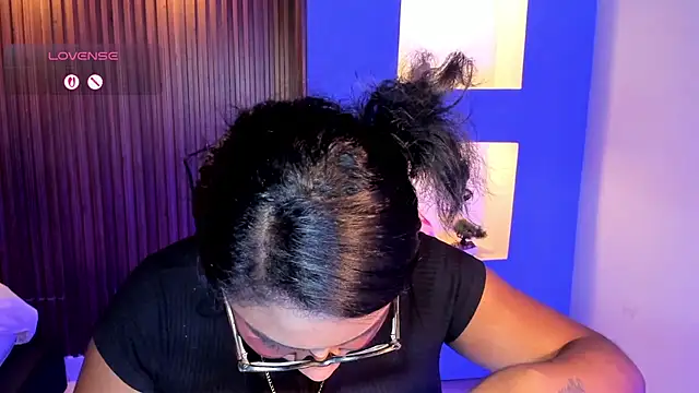 BlakmillerrGilson online show from February 2026 07:45:02 PM