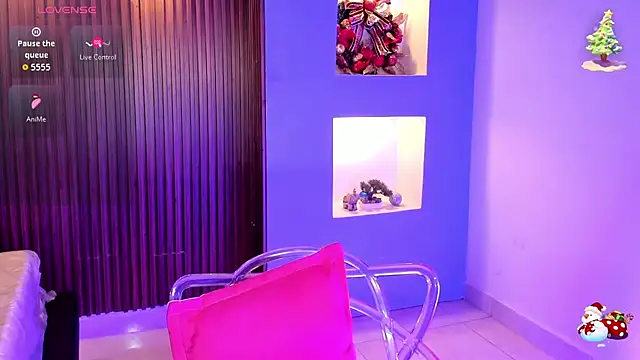 BlakmillerrGilson online show from December 2025 09:15:01 PM