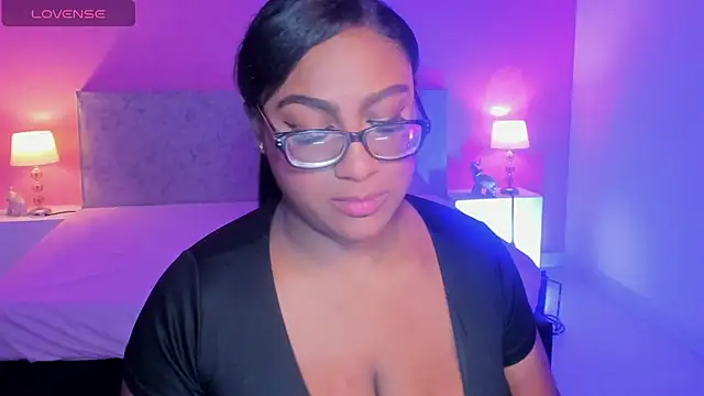 BlakmillerrGilson online show from November 2025 08:03:01 PM