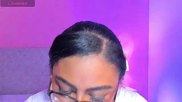 BlakmillerrGilson online show from November 2025 07:58:01 PM