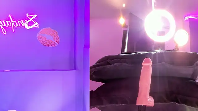 ZendayaGrey online show from March 2026 10:54:01 PM