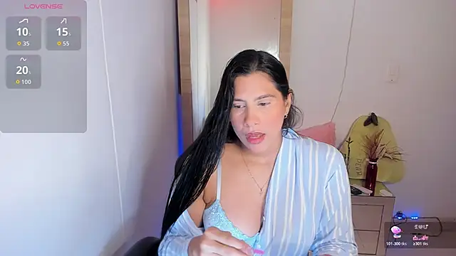 Snapshot of hellensexy chatting on May 2026 09:47:02 PM hellensexy online show from May 2026 09:47:02 PM
