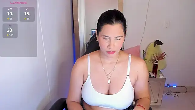 hellensexy online show from July 2026 09:54:01 PM