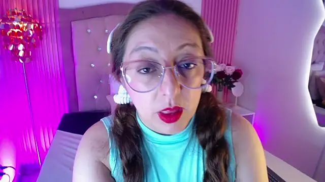 AnnadirtyXo online show from March 2026 05:08:02 AM