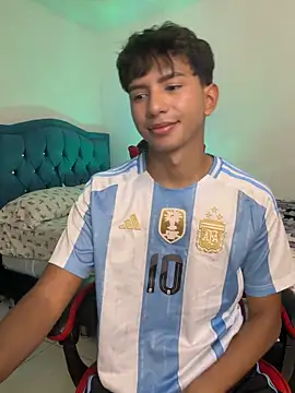 Leonarrrd 01 online show from April 2026 11:39:01 PM