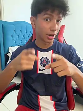 Leonarrrd 01 online show from March 2026 07:10:02 PM